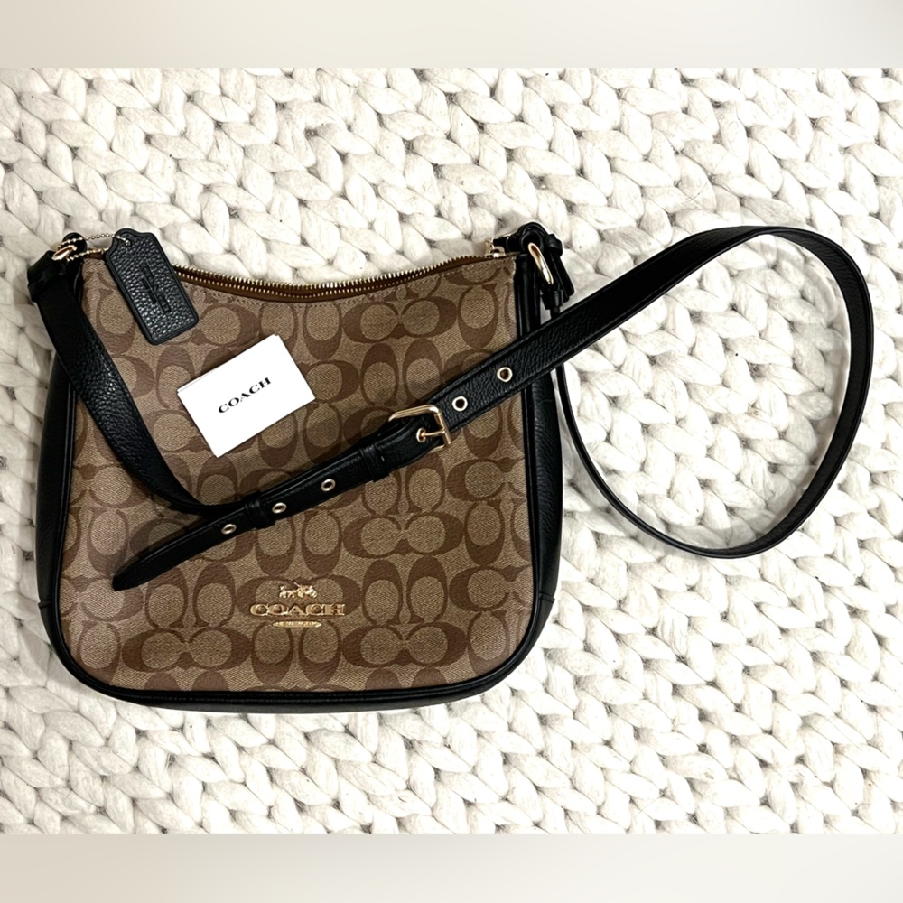 Coach Ellie File Bag - Signature Canvas